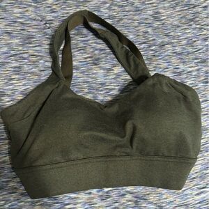 Ptula sports bra. Size medium. Gently used. Molded pads.